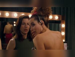 Perro Monta a Blonde Real