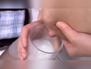lait asiatique, grosse poitrine, rumi yoshizawa se dénude