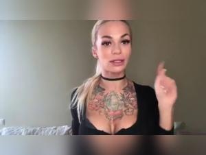 Veksi666: Dirty Sl*t Dildo & Doggy Frenzy