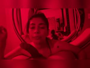 Laura Colombia Baise Chien Confession