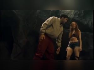 Sheitan (2006) - Film Sesso Cane, Scene Hot con Dog