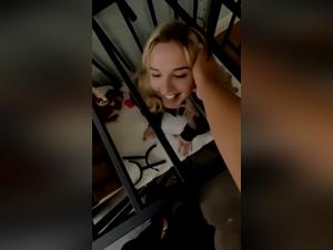 Cage infernale: sesso con cane teen, hardcore