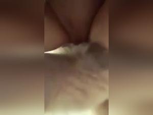 Perra Chorreada por Perro - Video XXX