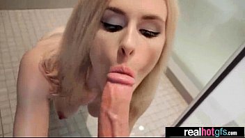 Video de sexo lesbico familiar duro con madre e hija