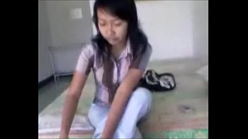 Dai un'occhiata alle ragazze asiatiche tatuate in cam nelle scene hardcore e BDSM