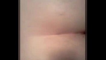 Cowgirl asiatica sottomessa: dai un'occhiata a Lucy su HotCams.com