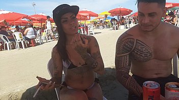 Holidays in Praia de Bertioga: Discover the exclusive videos of porn stars