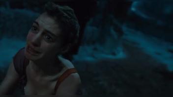 Anne Hathaway Desnuda - Les Misérables (2012)