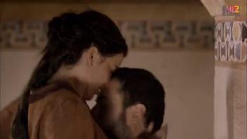 Laia Marull Desnuda - Ermessenda s01e01