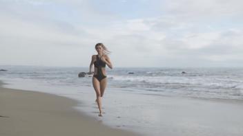 Kelly Rohrbach Nackt - Baywatch Run (2016)
