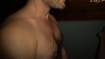 Incontro Esclusivo OnlyFans: MiaSplit, Kikib0y & Ragazze Russe