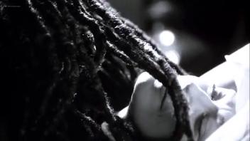 Ann Magnuson desnuda - El Corazón del Búho (2001)