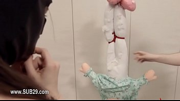 Ragazze mature in scene di sesso estremo