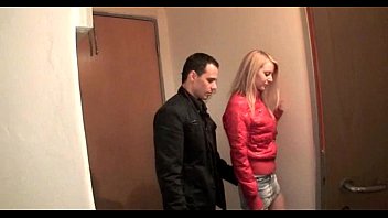 Rubia madura y sensual: una escena de pasion