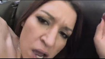 Sexy mature women have lesbian love