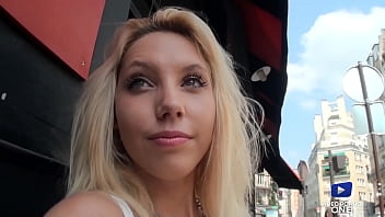 Intense fuck with a black partner for this milf