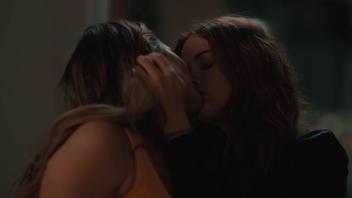 Amazing Nude and Sex Scenes of Holland Roden