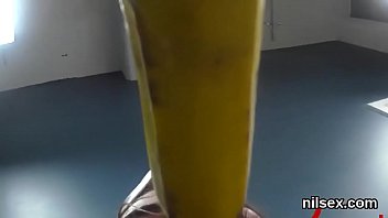 Scopata hardcore con una studentessa bionda troia