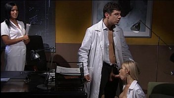Begleiten Sie uns zu Live-Sexshows mit erfahrenen Frauen