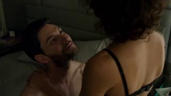 Amber Rose Revah Nuda - The Punisher S01E08 (2017)