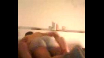 Bella Hidden Video: bionda tettona in una scena interrazziale hardcore