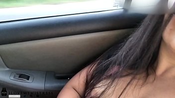 Masturbacion publica: !Squirting en el Uber!