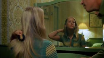 Victoria Anoux nuda in Scobie Malone (1975)