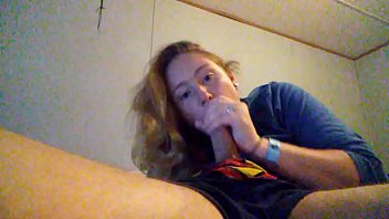 18 year old Russian student: Discover Luna and her unique footjob skills