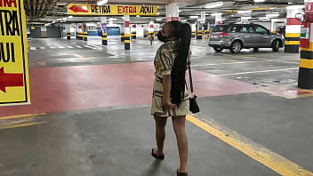 Hot MILF shows off without panties