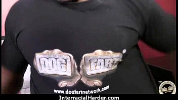 Pornovideos von Amateurmadchen in Hardcore-Interracial-Action
