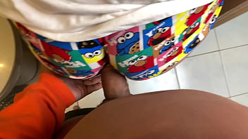 Fratello e sorella in una situazione inaspettata
