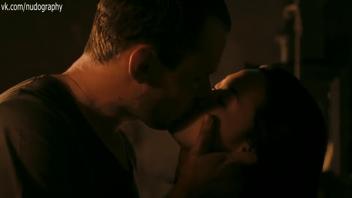 Jasmine Truong Desnuda - Chuzaja Vojna S01E03 (2014)